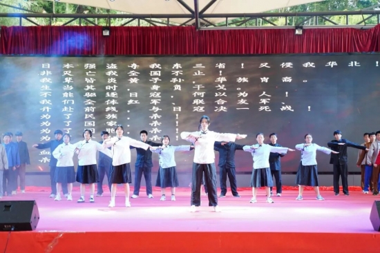 云图片
