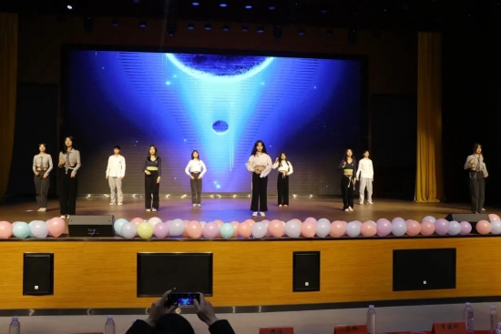 云图片