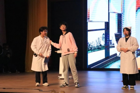云图片