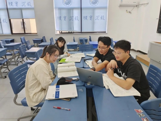 云图片
