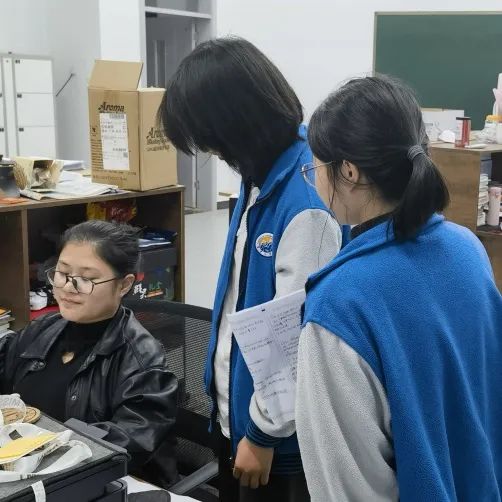 云图片