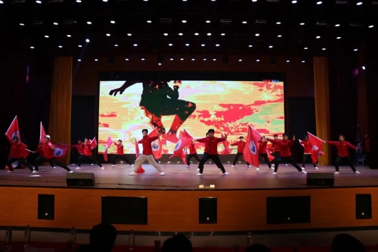 云图片