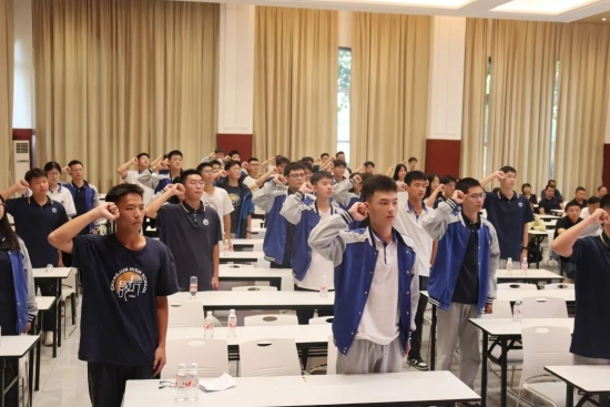 云图片