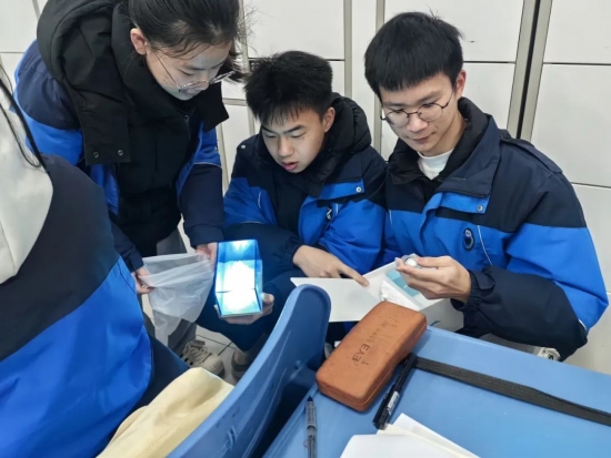 云图片