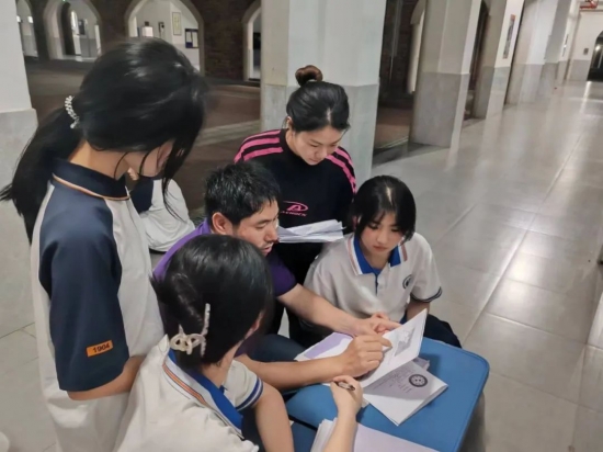 云图片