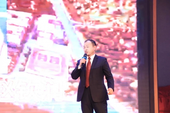 云图片