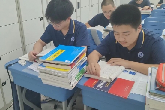 云图片