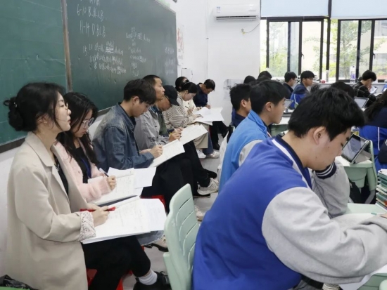 云图片
