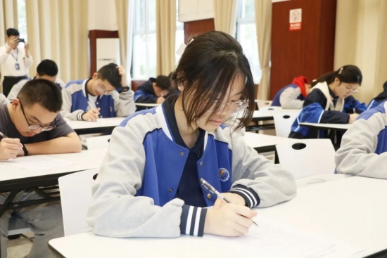云图片