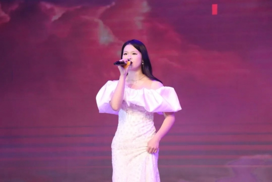 云图片