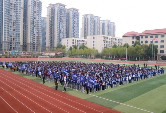 云图片