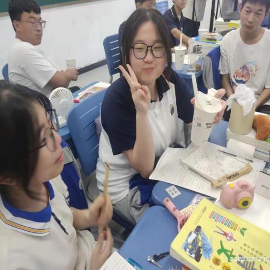 云图片