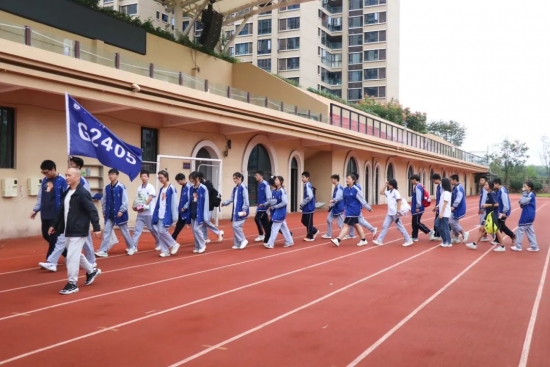云图片