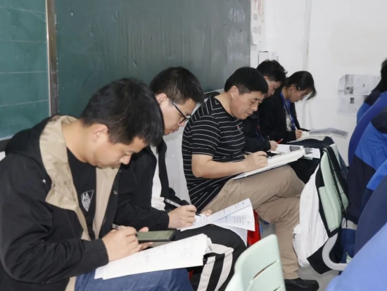 云图片