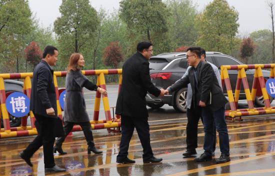 云图片