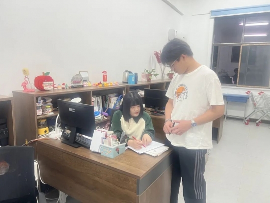 云图片