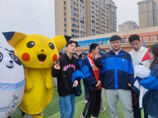 云图片