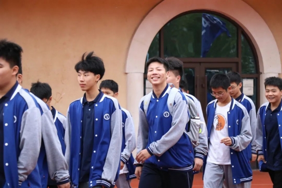 云图片