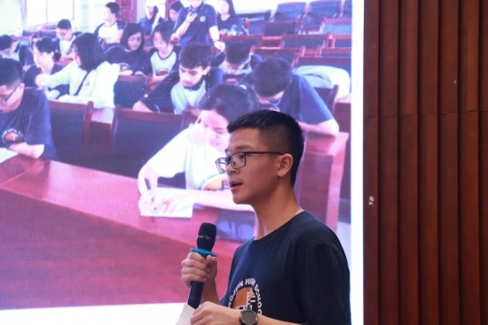 云图片