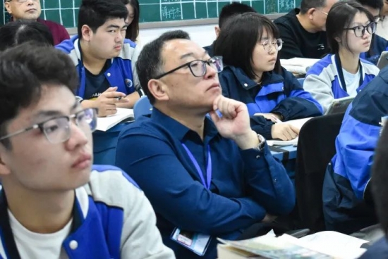 云图片