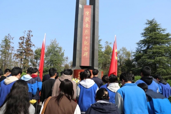 云图片