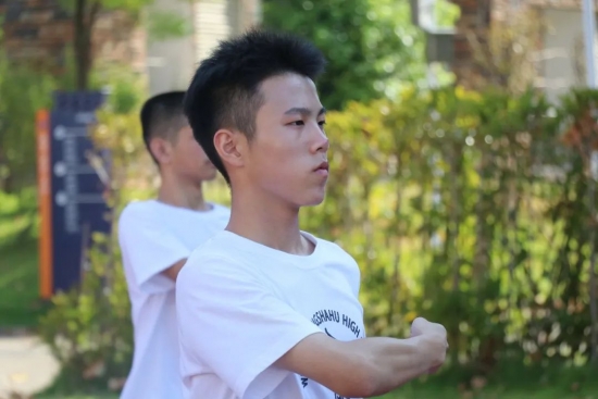 云图片