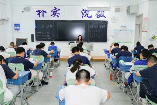 云图片