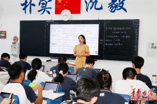 云图片
