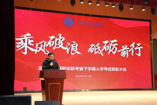 云图片