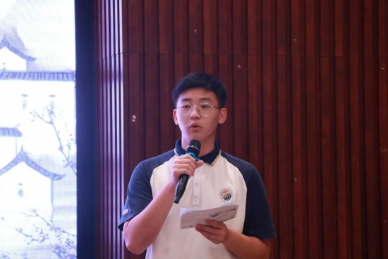 云图片