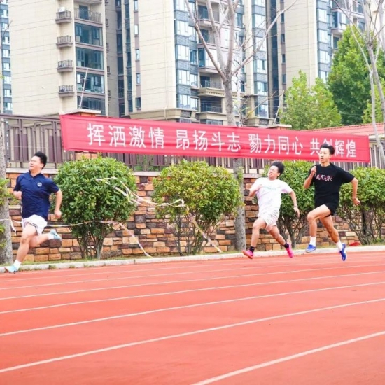 云图片