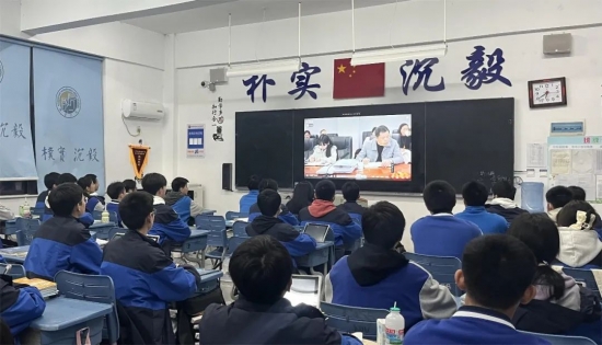 云图片
