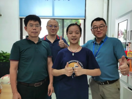 云图片