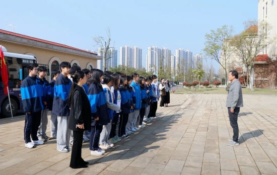 云图片