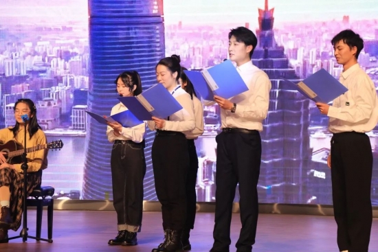 云图片