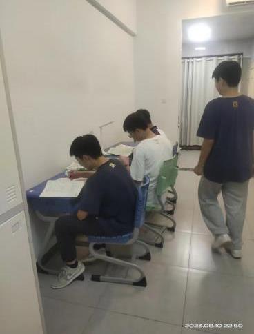 云图片