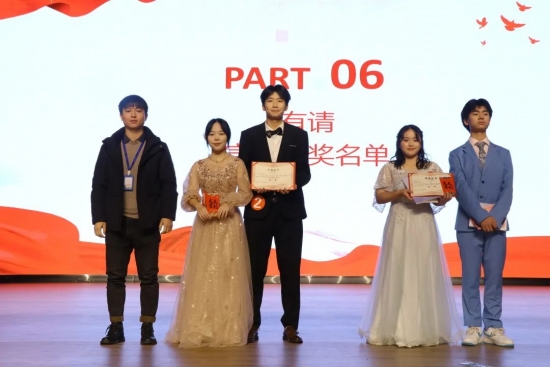 云图片