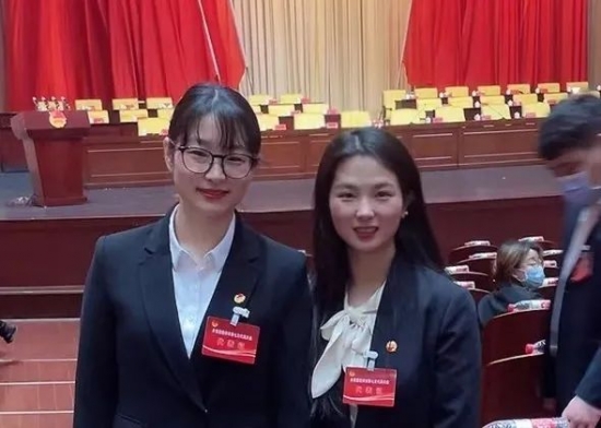 云图片