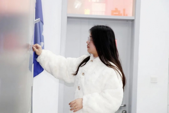 云图片