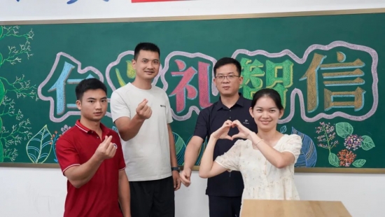 云图片