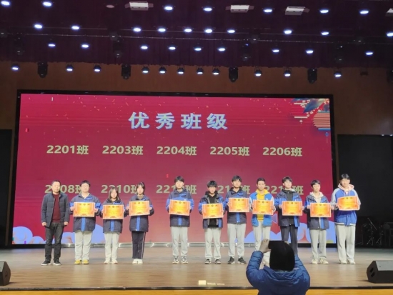 云图片