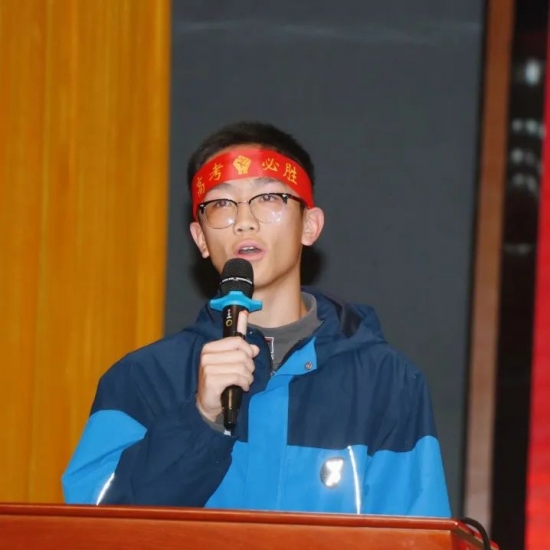 云图片