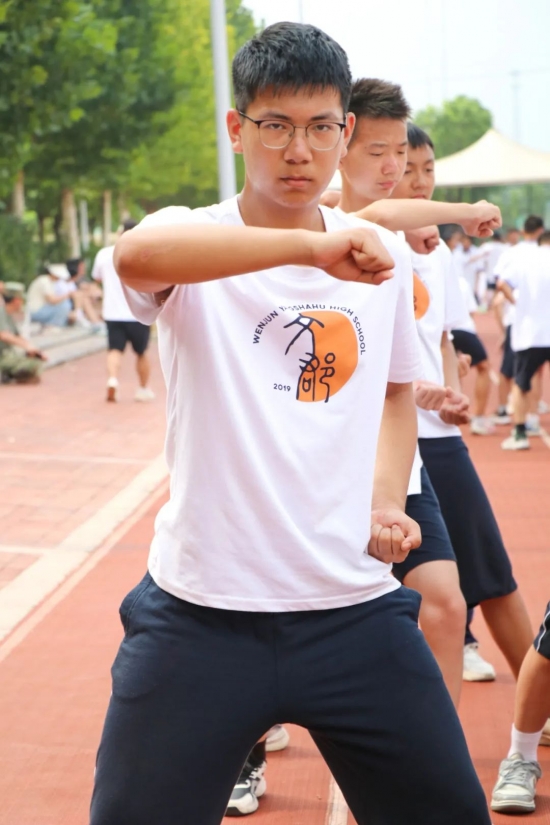 云图片