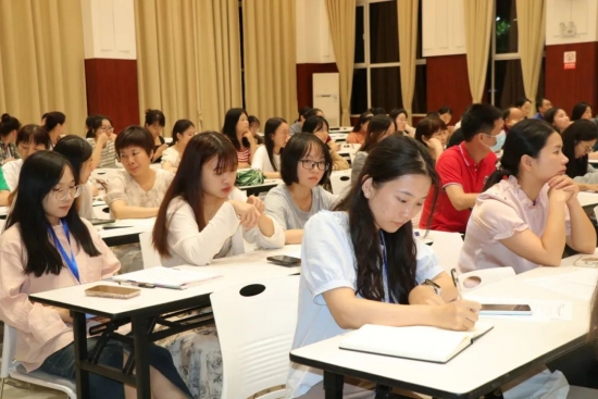 云图片