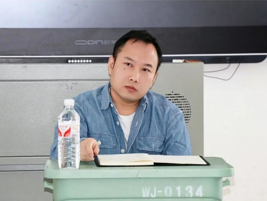 云图片