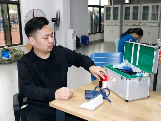 云图片