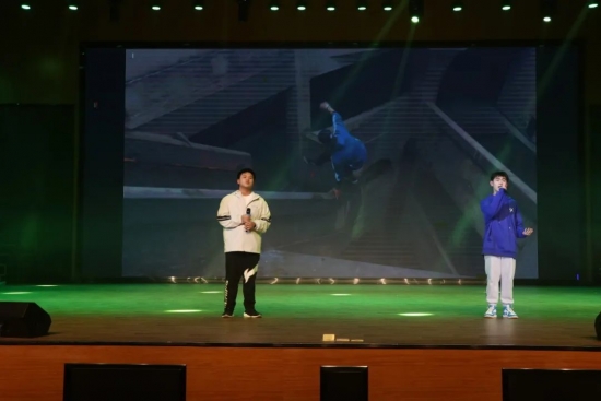 云图片