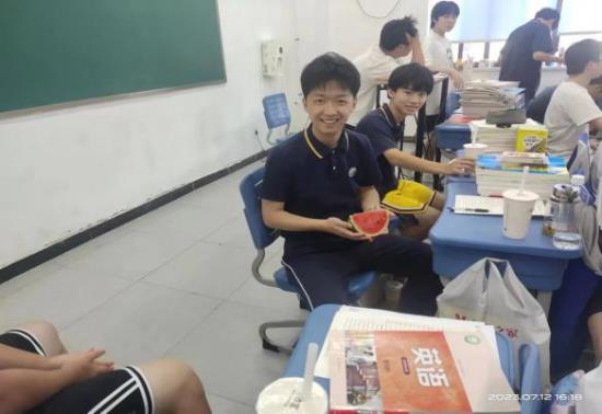 云图片