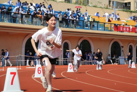 云图片