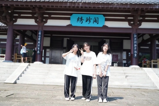 云图片